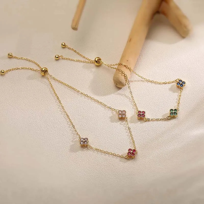 Bracelet doré avec zirconia ajustable