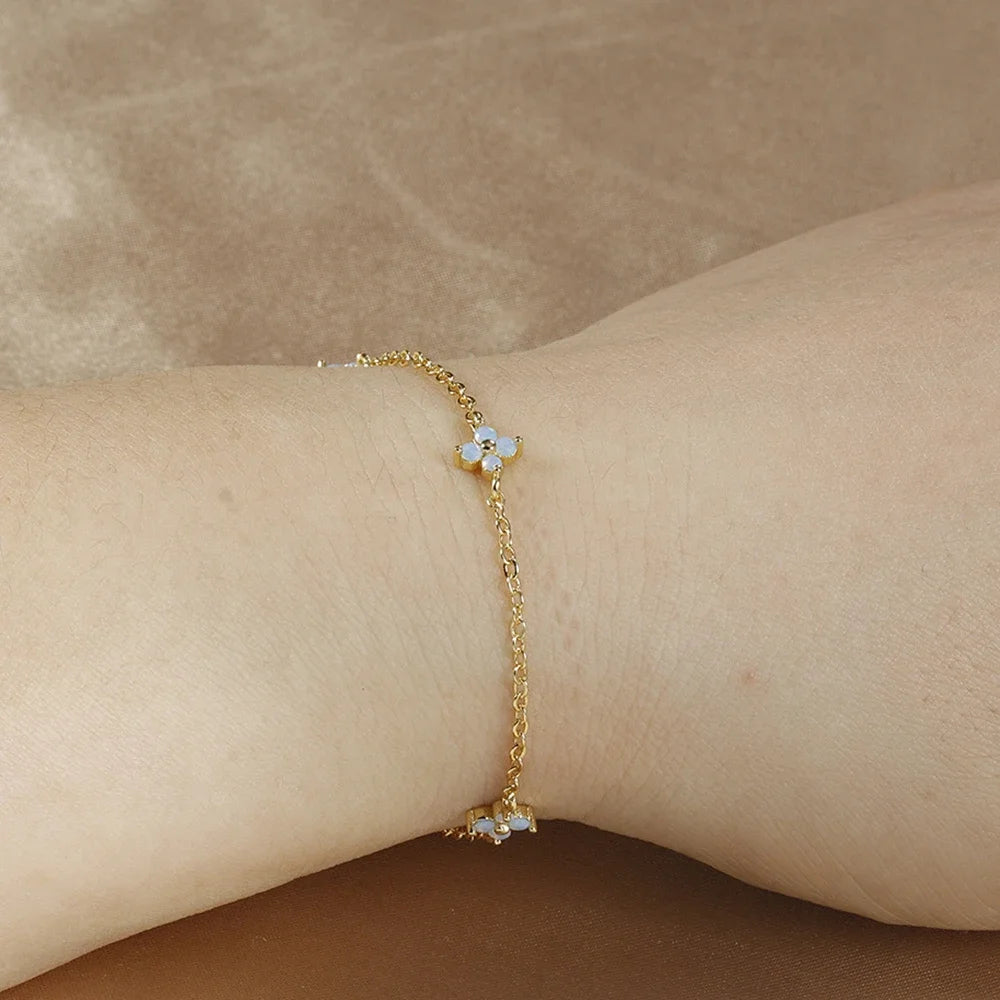 Collier Élégant en Acier Inoxydable 18k-Zircons Brillants & Design Minimaliste