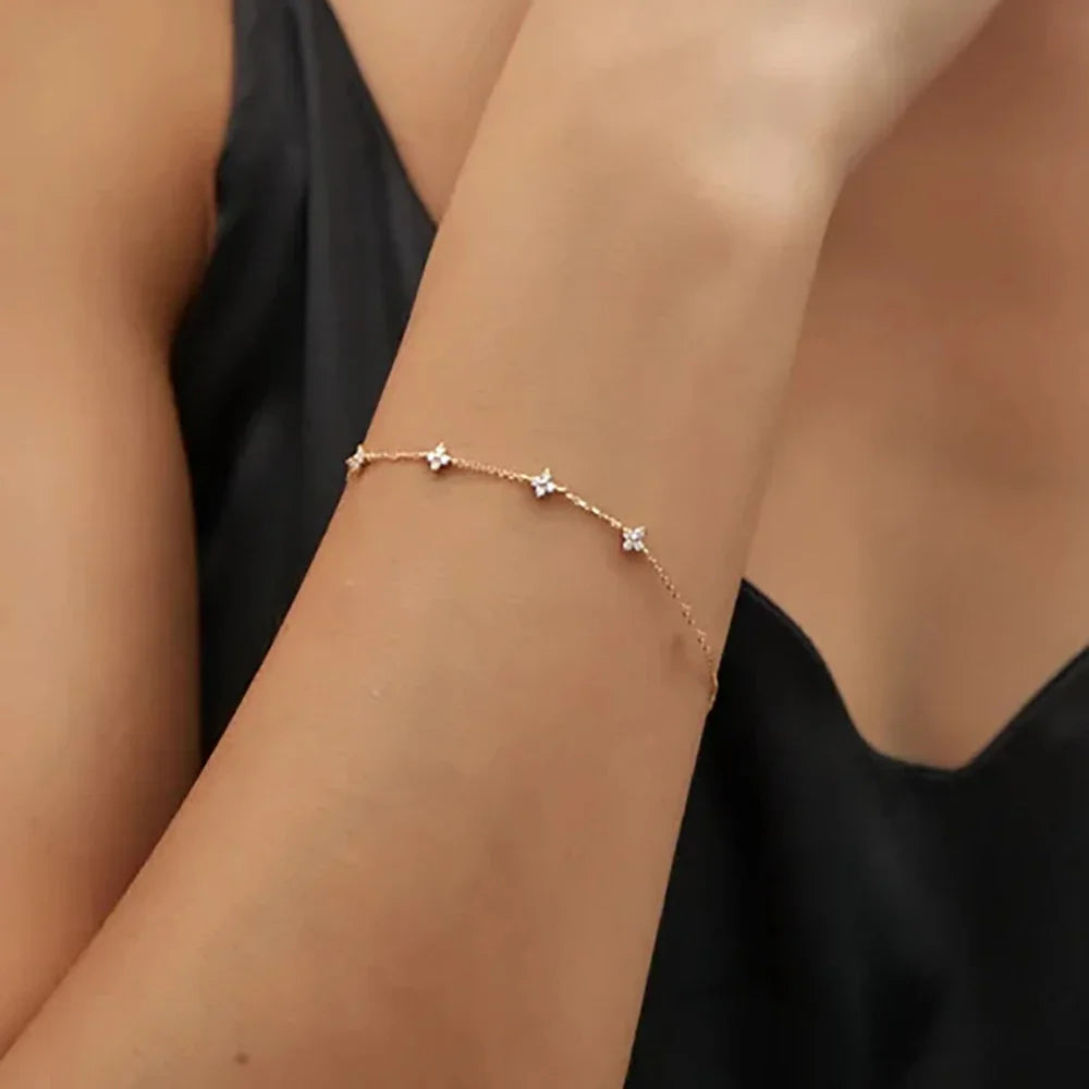 Collier Élégant en Acier Inoxydable 18k-Zircons Brillants & Design Minimaliste