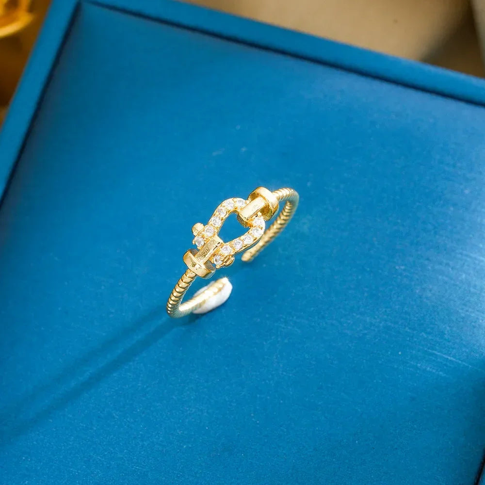 Bague minimaliste en acier inoxydable