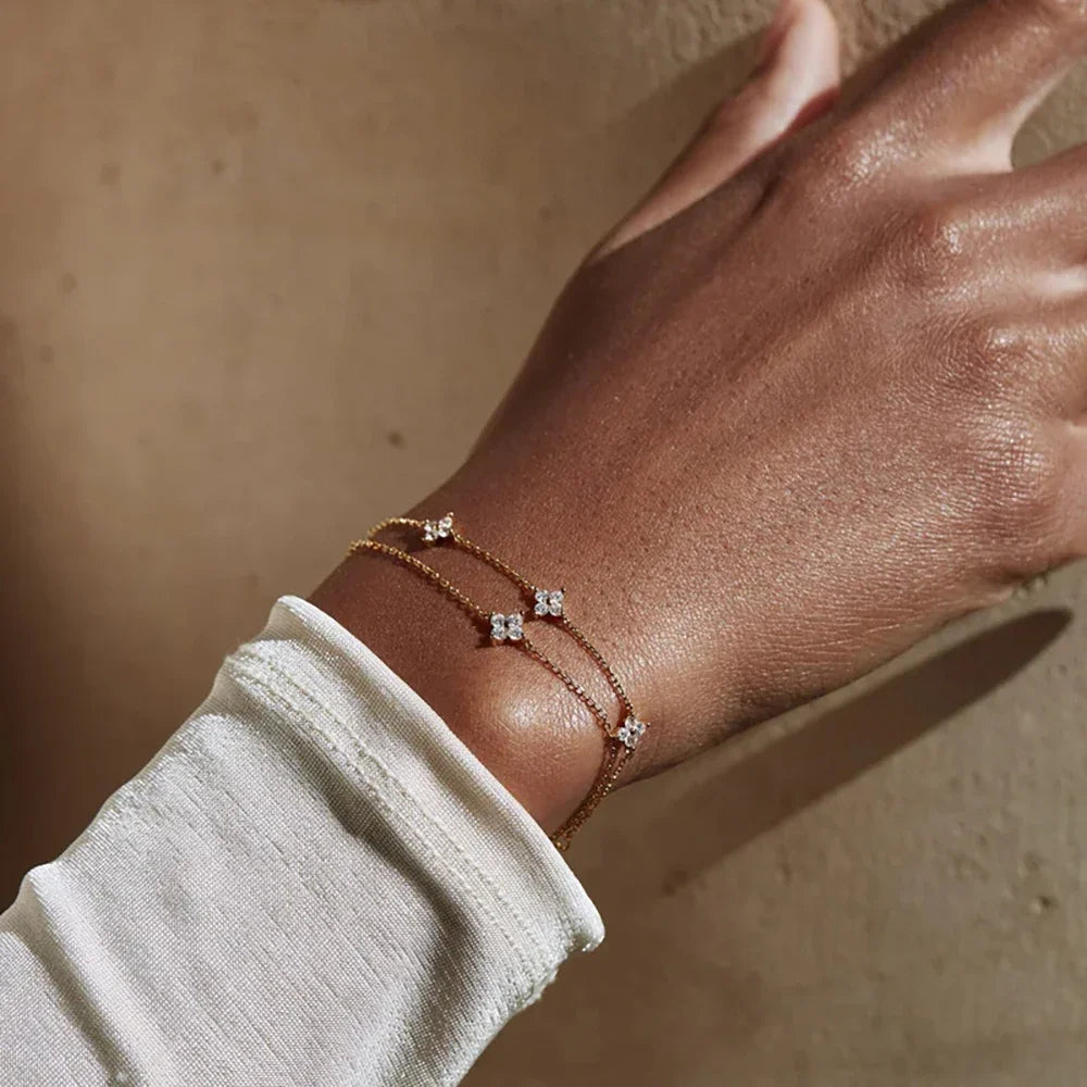 Collier Élégant en Acier Inoxydable 18k-Zircons Brillants & Design Minimaliste